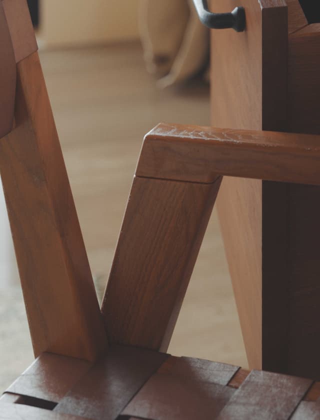 courteney-cox-home-worktable-smilow-chair-details-styling-colin-king